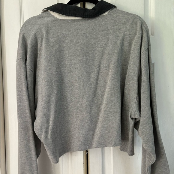 Cropped Button Up Long Sleeve - Picture 3 of 5